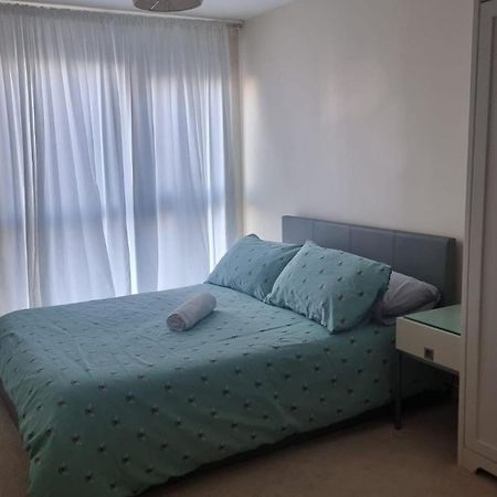 Central Spacious And Secure With A Double Bed إدجوير المظهر الخارجي الصورة